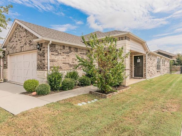 7601  Heritage Drive , Little Elm Texas 76227
