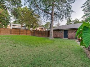 6020  Hunters View Lane , Dallas Texas 75232