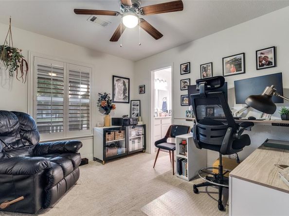 6020  Hunters View Lane , Dallas Texas 75232