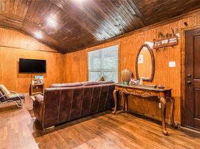 548  Elston Drive , Dallas Texas 75232
