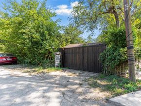 548  Elston Drive , Dallas Texas 75232