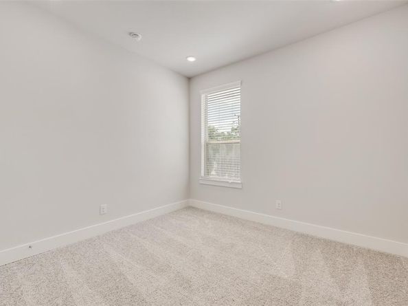 920  Ash Road , Plano Texas 75075