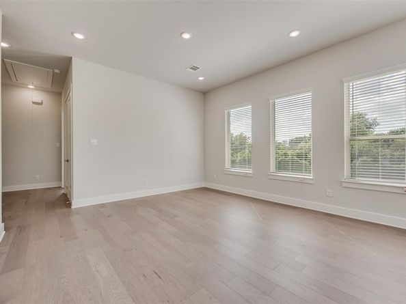 920  Ash Road , Plano Texas 75075