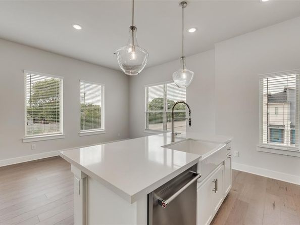 920  Ash Road , Plano Texas 75075