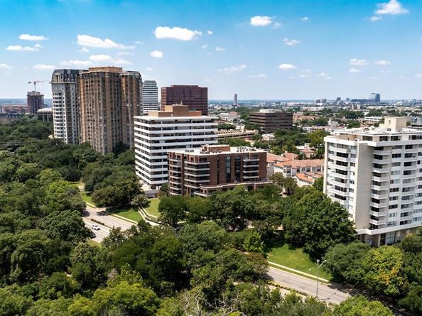 3701  Turtle Creek Boulevard  4A, Dallas Texas 75219