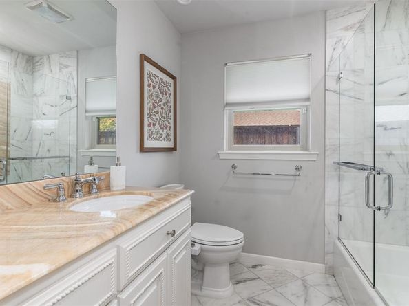 7306  Azalea Lane , Dallas Texas 75230