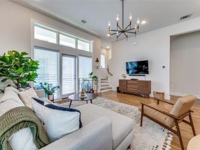 1719  Caddo Street  101, Dallas Texas 75204