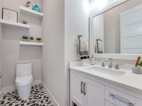 1719  Caddo Street  101, Dallas Texas 75204