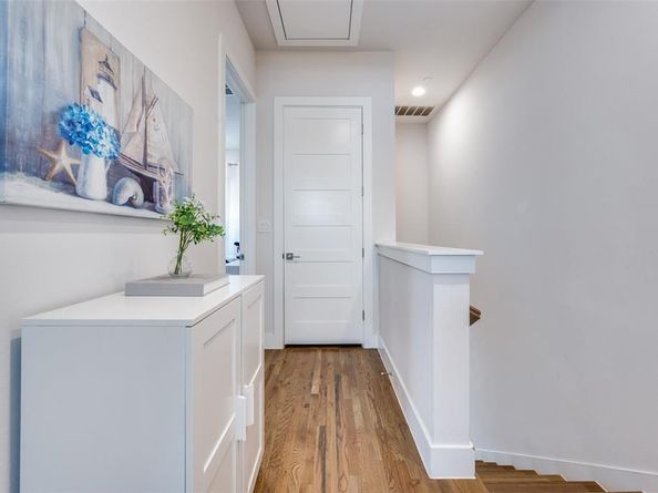 1719  Caddo Street  101, Dallas Texas 75204