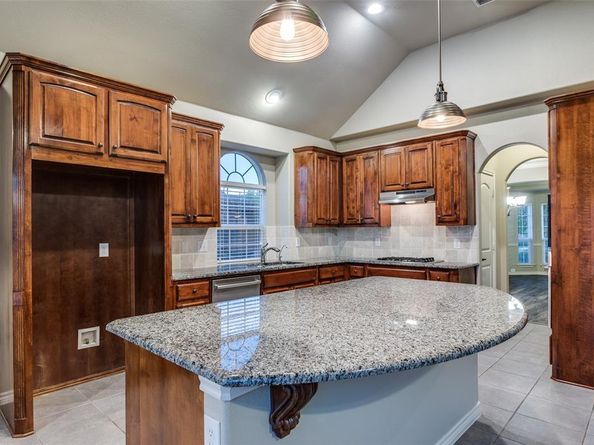 2845  Stackhouse Street , Fort Worth Texas 76244