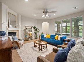 1100  Badger Vine Lane , Arlington Texas 76005