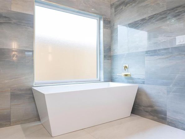 3749  Almazan Drive , Dallas Texas 75220