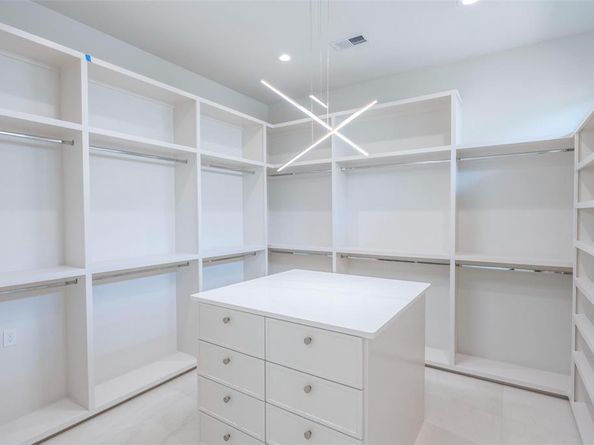 3749  Almazan Drive , Dallas Texas 75220