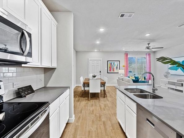 240  Territory Trail  15, Fort Worth Texas 76120