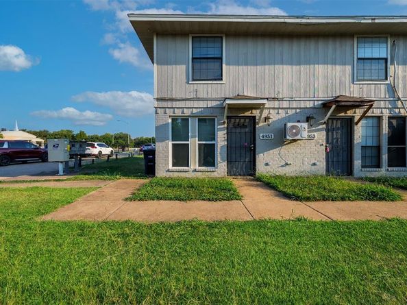 4951  Miller Avenue , Fort Worth Texas 76119