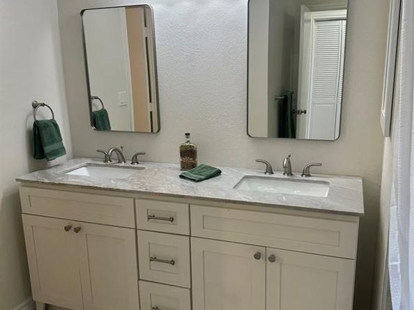 8600  Coppertowne Lane  1403, Dallas Texas 75243