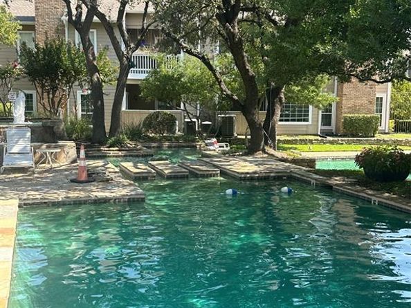 8600  Coppertowne Lane  1403, Dallas Texas 75243