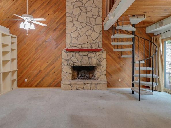 1405  Blackhill Court , Arlington Texas 76012