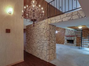 1405  Blackhill Court , Arlington Texas 76012