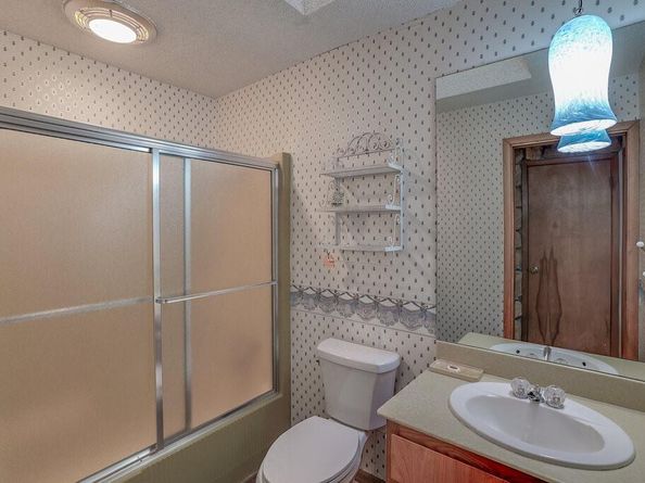 1405  Blackhill Court , Arlington Texas 76012