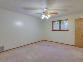 1405  Blackhill Court , Arlington Texas 76012