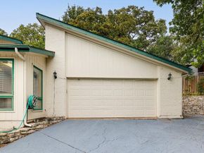 1405  Blackhill Court , Arlington Texas 76012