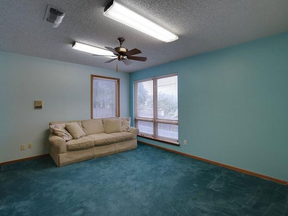 1405  Blackhill Court , Arlington Texas 76012