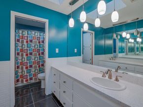 1405  Blackhill Court , Arlington Texas 76012