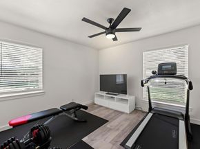 9918  Ila Drive , Dallas Texas 75220