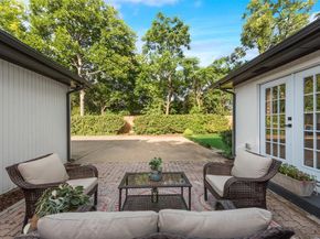 9918  Ila Drive , Dallas Texas 75220