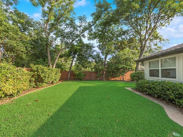 9918  Ila Drive , Dallas Texas 75220
