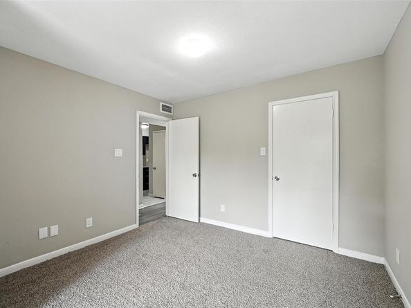 8545  Midpark Road  66, Dallas Texas 75240
