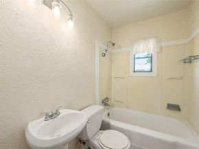 3823  Dempster Avenue , Cockrell Hill Texas 75211