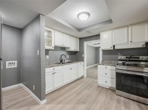 2800  Walker Street , Fort Worth Texas 76105