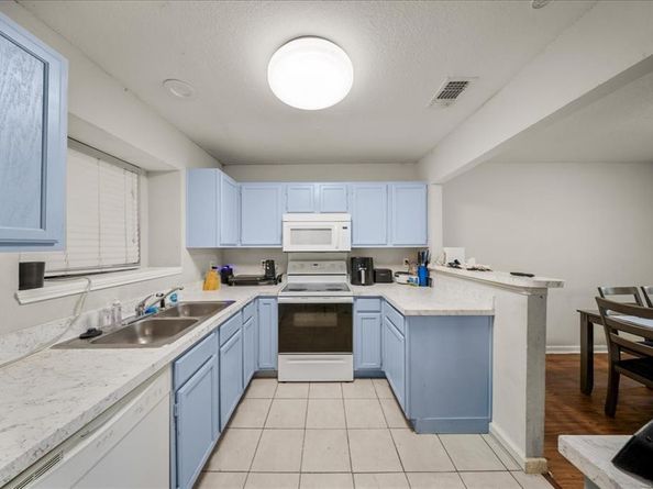 1700  Wheatfield Drive , Mesquite Texas 75149