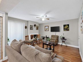 7431  Holly Hill Drive  108, Dallas Texas 75231