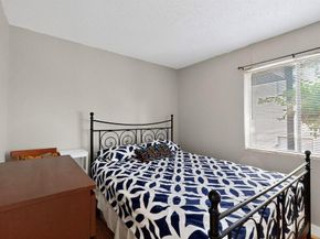 7431  Holly Hill Drive  108, Dallas Texas 75231