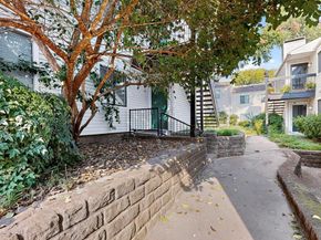 7431  Holly Hill Drive  108, Dallas Texas 75231