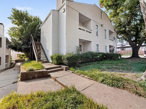 7431  Holly Hill Drive  108, Dallas Texas 75231