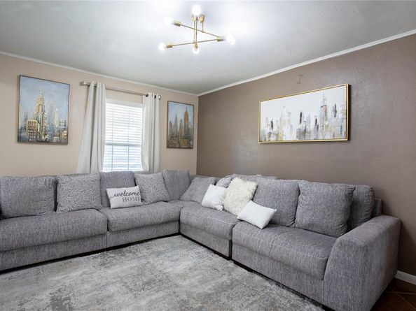 1525  Highland Street , Mesquite Texas 75149