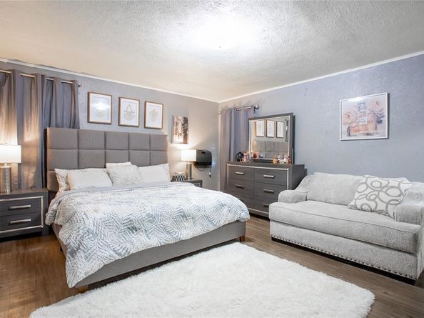 1525  Highland Street , Mesquite Texas 75149