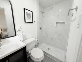 522  Milky Way , Garland Texas 75040