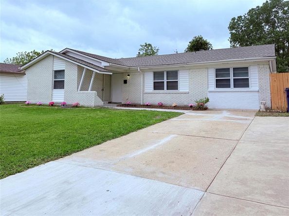 522  Milky Way , Garland Texas 75040