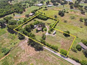 4025  New Hope Road , Aubrey Texas 76227