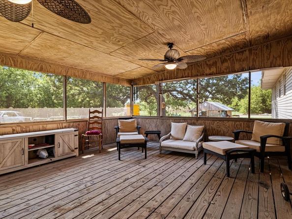 4025  New Hope Road , Aubrey Texas 76227