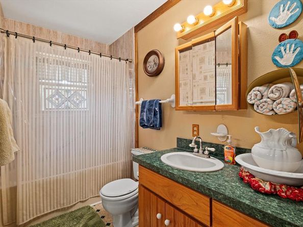 4025  New Hope Road , Aubrey Texas 76227