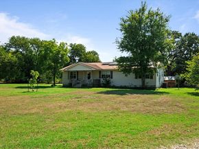4025  New Hope Road , Aubrey Texas 76227