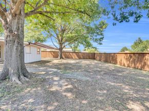 112  Lochness Lane , Benbrook Texas 76126