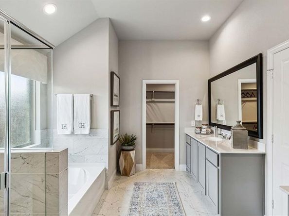 1003  Sedona Trail , Justin Texas 76247