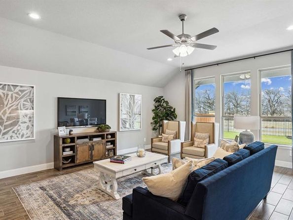 1003  Sedona Trail , Justin Texas 76247